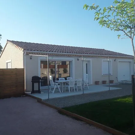 Maison Individuelle Neuve Avec Piscine Holiday home *